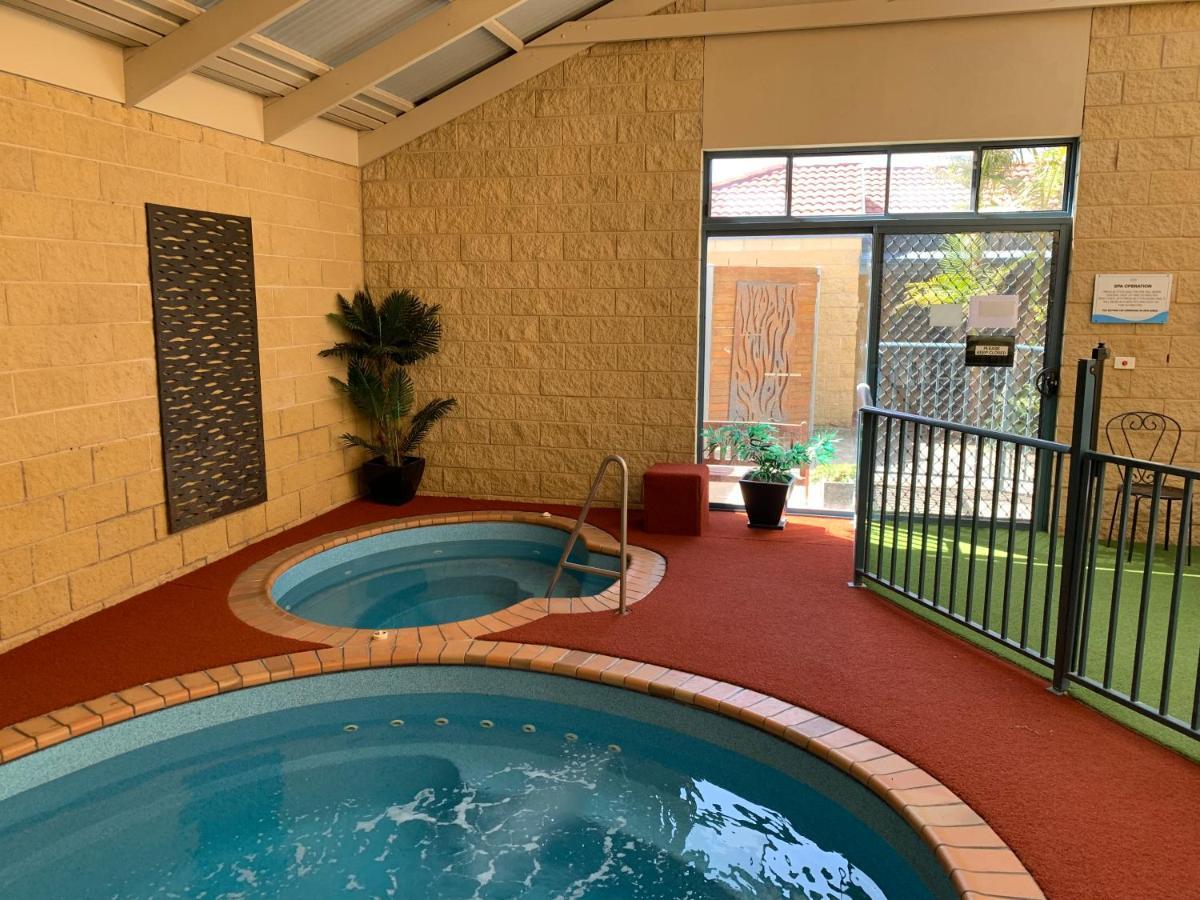 Motel On A'Beckett Inverloch Exterior photo